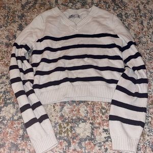 Sweater crop top